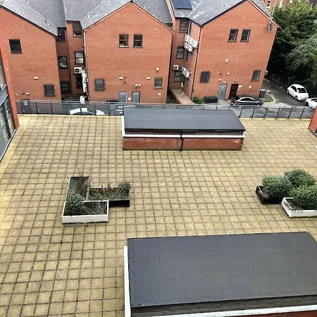 1 Bed Modern Apartment With Free Parking, Sheffield City Centre Exterior photo